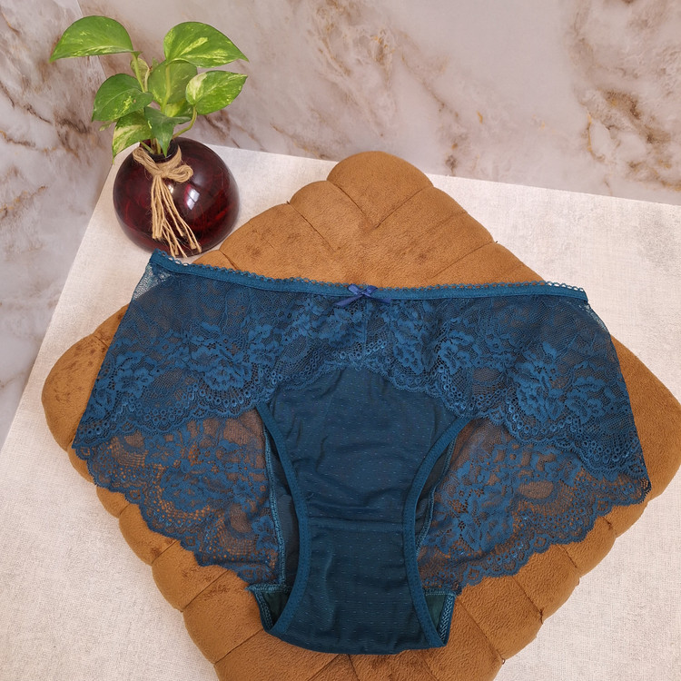 شورت توری سایز بزرگ از برند مکسوریا